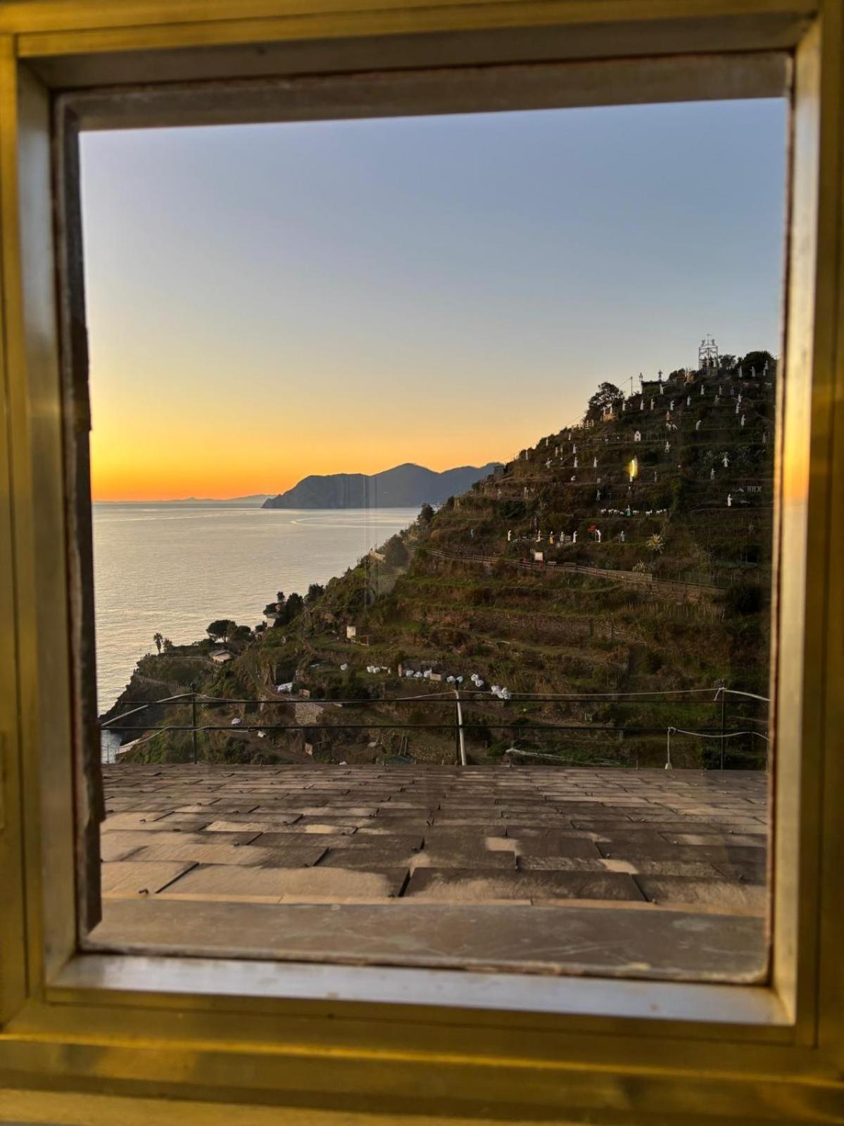 Sunset Manarola Apartment Bagian luar foto